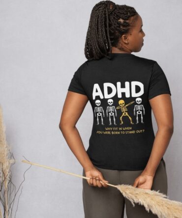 red and white minimal t shirt mockup instagarm post (2)